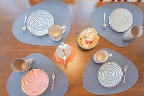 Via Crispi in Como With 1 Bedrooms and 1 Bathrooms