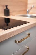 Theatre 9 Apartment by Adrez Living