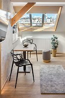 Theatre 9 Apartment by Adrez Living