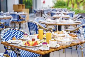 Ocean’s Creek Beach Hotel Mauritius