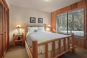 14 Mt Hood Lane 3 Bedroom Home by RedAwning