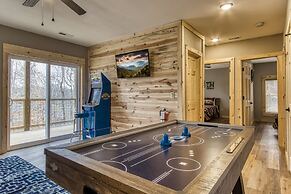 Uwohali - New 3 Bedroom 2 1/2 Bath - New Construction! 3 Cabin by Reda