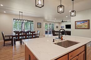 110 Crane 5 Bedroom Home by RedAwning