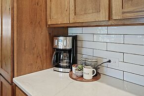 110 Crane 5 Bedroom Home by RedAwning