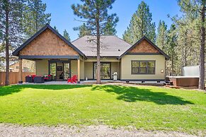 110 Crane 5 Bedroom Home by RedAwning