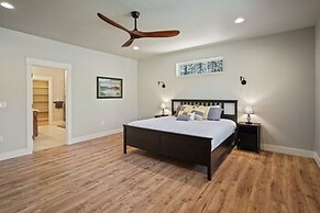 110 Crane 5 Bedroom Home by RedAwning