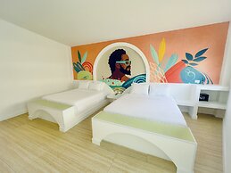 Hotel Nomadic Design