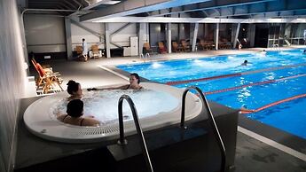 Beautiful Penthouse Lakeview W18