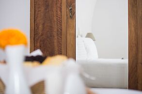 AENAON ESTATE 1896 by K&K