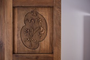 AENAON ESTATE 1896 by K&K