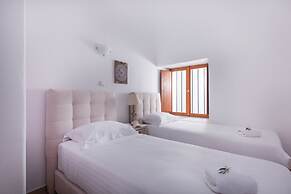 AENAON ESTATE 1896 by K&K