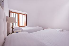 AENAON ESTATE 1896 by K&K