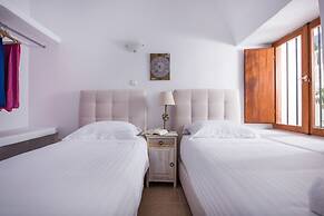 AENAON ESTATE 1896 by K&K