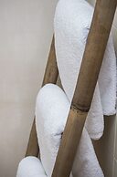 AENAON ESTATE 1896 by K&K