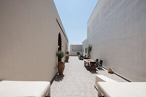 AENAON ESTATE 1896 by K&K