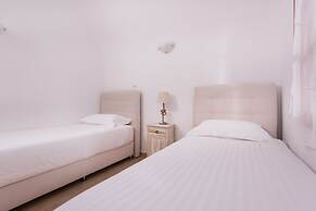 AENAON ESTATE 1896 by K&K