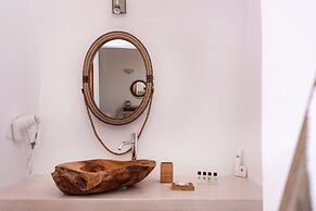 AENAON ESTATE 1896 by K&K