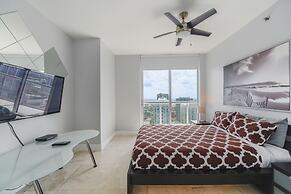 Wonderful 2 Condo at Icon Brickell WPool
