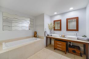 Wonderful 2 Condo at Icon Brickell WPool