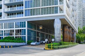 Wonderful 2 Condo at Icon Brickell WPool