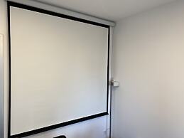 4 Room Penthouse Terrace W18-W19