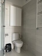 4 Room Penthouse Terrace W18-W19