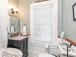 North Beach Bungalow