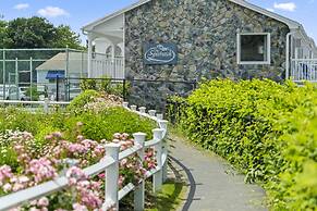 The Sparhawk Oceanfront Resort