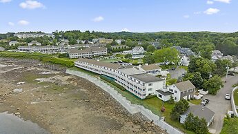 The Sparhawk Oceanfront Resort