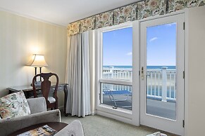 The Sparhawk Oceanfront Resort