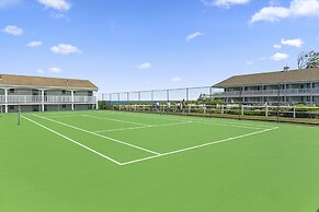 The Sparhawk Oceanfront Resort