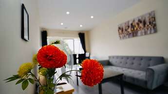 Unique & Luxurious 2bed Apartment London