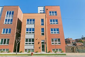 Upscale 3BR Apt with Parking in Ashland