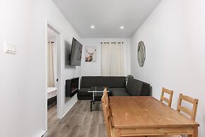 3 Bedroom Loft in Downtown Free parking