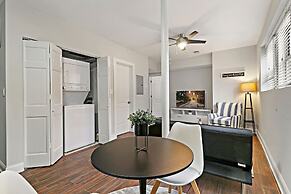 1BR Delightful Apartment in Ravenswood