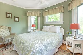 Sinclair Inn Bed and Breakfast