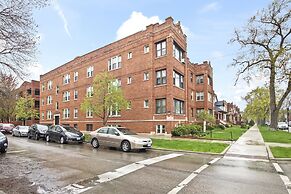 Classy 2BR Spacious Apt in Avondale