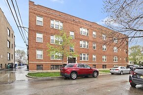 Classy 2BR Spacious Apt in Avondale