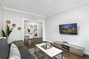 Classy 2BR Spacious Apt in Avondale