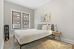 2BR Warm Lovely Home in Rogers Park