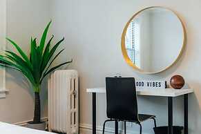 Best Deal 2BR Apt in Lakeview