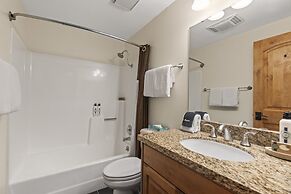 Snow Flower 054 3 Bedroom Condo by RedAwning