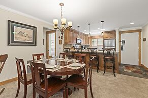 Snow Flower 054 3 Bedroom Condo by RedAwning