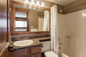 Snow Flower 142 2 Bedroom Condo by RedAwning