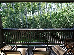 Snow Flower 142 2 Bedroom Condo by RedAwning