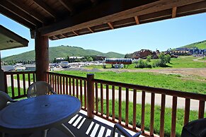 Snow Flower 074 3 Bedroom Condo by RedAwning