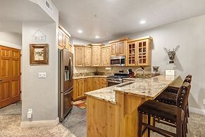 Town Pointe A102 3 Bedroom Condo by RedAwning