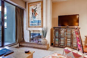 Edelweiss Haus 204a 1 Bedroom Condo by RedAwning