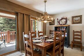 Snow Flower 023 2 Bedroom Condo by RedAwning