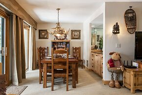 Snow Flower 023 2 Bedroom Condo by RedAwning